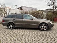 Usata Mercedes E280 190 CV (139 kW) 2008 Marrone Station wagon