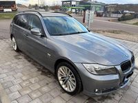 Gebraucht BMW 320 177 PS (130 kW) 2008 Grau Kombi