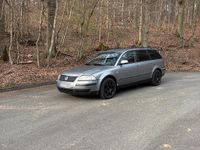 Gebraucht VW Passat 130 PS (95 kW) 2003 Silber Limousine