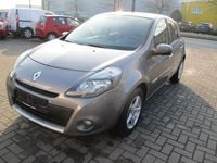 Gebraucht Renault Clio III Dynamique 75 PS (55 kW) 2011 Grau Kleinwagen