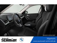 Neu BMW iX1 xLine 150 kW (204 PS) 2025 Saphirschwarz metallic SUV