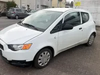 Gebraucht Mitsubishi Colt 75 PS (55 kW) 2012 Weiß Kleinwagen