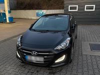 Gebraucht Hyundai i30 100 PS (73 kW) 2016 Schwarz Kleinwagen