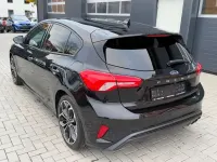 Gebraucht Ford Focus ST-Line 150 PS (110 kW) 2020 Schwarz Limousine