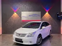 Gebraucht Toyota Avensis 150 PS (110 kW) 2011 Weiß Kombi
