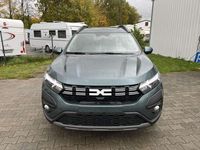 Neu Dacia Jogger Expression 91 PS (66 kW) 2026 Zedergrün Van / Kleinbus