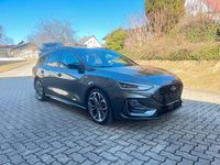 Gebraucht Ford Focus ST-Line X 155 PS (114 kW) 2025 Magneticgrau (metallic) Kombi
