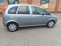Używany Opel Meriva 90 KM (66 kW) 2005 Srebrny Minivan