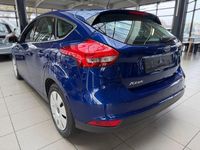 Gebraucht Ford Focus Cool & Connect 120 PS (88 kW) 2017 Blau Limousine
