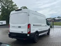 Używany Ford Transit Trend 131 KM (96 kW) 2021 Biały Sedan/Limuzyna