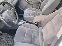 Gebraucht VW Touran Highline 177 PS (130 kW) 2015 Weiß Van / Kleinbus