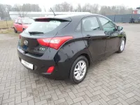 Gebraucht Hyundai i30 Trend 110 PS (80 kW) 2013 Schwarz Limousine