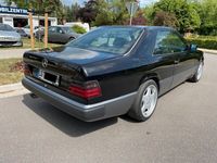 Gebraucht Mercedes E300 AMG 179 PS (131 kW) 1990 Schwarz uni Coupé