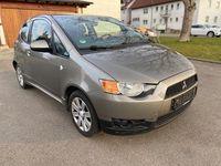 Gebraucht Mitsubishi Colt Motion 95 PS (69 kW) 2012 Grau Kleinwagen