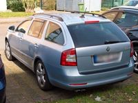 gebraucht Skoda Octavia Combi 2,0 TDI Automatik