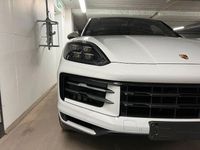 Gebraucht Porsche Cayenne 475 PS (349 kW) 2024 Grau SUV