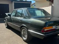 Gebraucht BMW 520 125 PS (91 kW) 1984 Grün Limousine
