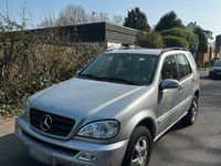 Gebraucht Mercedes ML270 163 PS (119 kW) 2004 Silber SUV