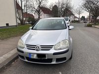 Gebraucht VW Golf V 102 PS (75 kW) 2004 Silber Kleinwagen