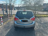 Gebraucht Opel Meriva 101 PS (74 kW) 2011 Silber Van / Kleinbus