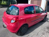 Gebraucht Renault Clio 56 PS (41 kW) 2010 Rot Kleinwagen