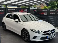 Gebraucht Mercedes A180 116 PS (85 kW) 2022 Weiß Limousine
