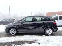 Gebraucht Mercedes B200 136 PS (100 kW) 2015 Schwarz Van / Kleinbus