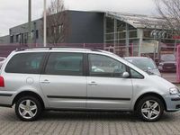 Gebraucht Seat Alhambra Vigo 140 PS (102 kW) 2007 Reflexsilber metallic Van / Kleinbus