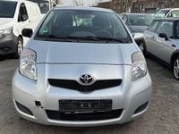Gebraucht Toyota Yaris Cool 69 PS (50 kW) 2011 Silber Kleinwagen