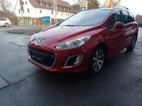 Gebraucht Peugeot 308 SW Allure 111 PS (81 kW) 2011 Rot Kombi
