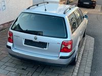 Gebraucht VW Passat 116 PS (85 kW) 2001 Silber Kombi