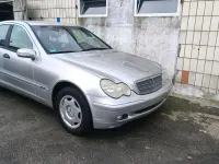 Gebraucht Mercedes C180 143 PS (105 kW) 2003 Silber Limousine