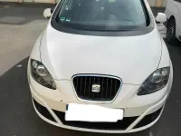 Gebraucht Seat Altea 77 PS (56 kW) 2011 Weiß Limousine