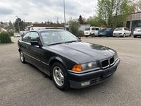 Używany BMW 320 150 KM (110 kW) 1993 Czarny Coupe