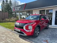 Neu Mitsubishi Outlander P-HEV Select 306 PS (225 kW) 2026 Rot SUV