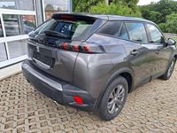 Gebraucht Peugeot 2008 131 PS (96 kW) 2020 Lackierung platiniumgrau SUV
