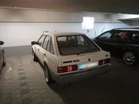 Gebraucht Ford Escort 90 PS (66 kW) 1987 Beige Limousine