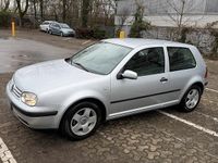 Gebraucht VW Golf IV 105 PS (77 kW) 2000 Silber Kleinwagen