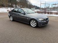Gebraucht BMW 320 163 PS (119 kW) 2006 Grau Limousine