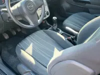 Second-hand Opel Corsa 60 CP (44 kW) 2007 Argintiu Hatchback