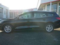Gebraucht Ford Focus 150 PS (110 kW) 2021 Obsidianschwarz metallic Kombi