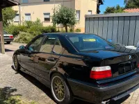 Gebraucht BMW 328 M Sport 193 PS (141 kW) 1996 Schwarz Limousine