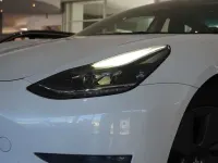 Second-hand Tesla Model 3 366 kW (498 CP) 2021 Alb Berlinǎ