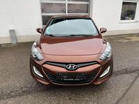 Gebraucht Hyundai i30 Classic 90 PS (66 kW) 2013 Hazel brown Kleinwagen