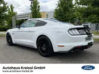 Gebraucht Ford Mustang GT Fastback 517 PS (380 kW) 2019 Liquidweiß Coupé