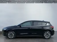 Gebraucht Ford Focus Titanium 155 PS (114 kW) 2025 Schwarz Limousine