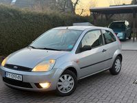 Gebraucht Ford Fiesta 85 PS (62 kW) 2004 Silber Kleinwagen