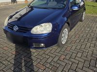 Gebraucht VW Golf V 102 PS (75 kW) 2008 Blau