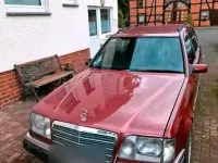 Gebraucht Mercedes E220 150 PS (110 kW) 1994 Rot Kombi