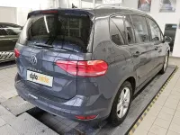 Używany VW Touran Active 150 KM (110 kW) 2022 Szary Minivan
